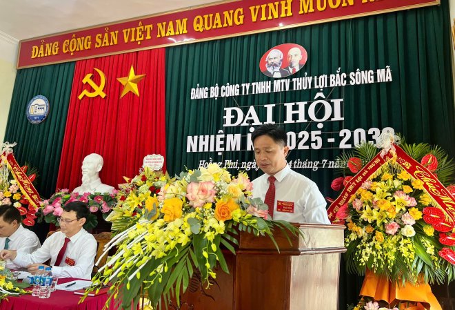 sếp Hưng.jpg